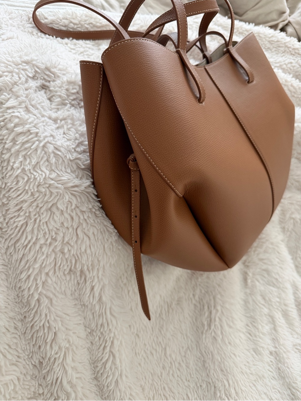 Polene Paris Full Size Cyme Tote in Textured Camel - w/ Original Box & Dust Bag - Picture 5 of 13